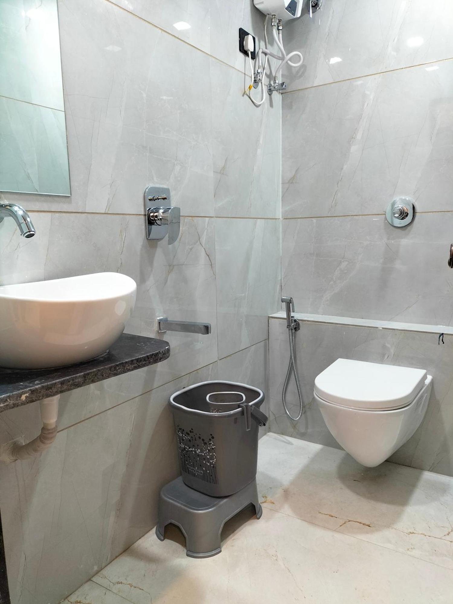 Hotel Paris Plaza Ahmedabad Ngoại thất bức ảnh