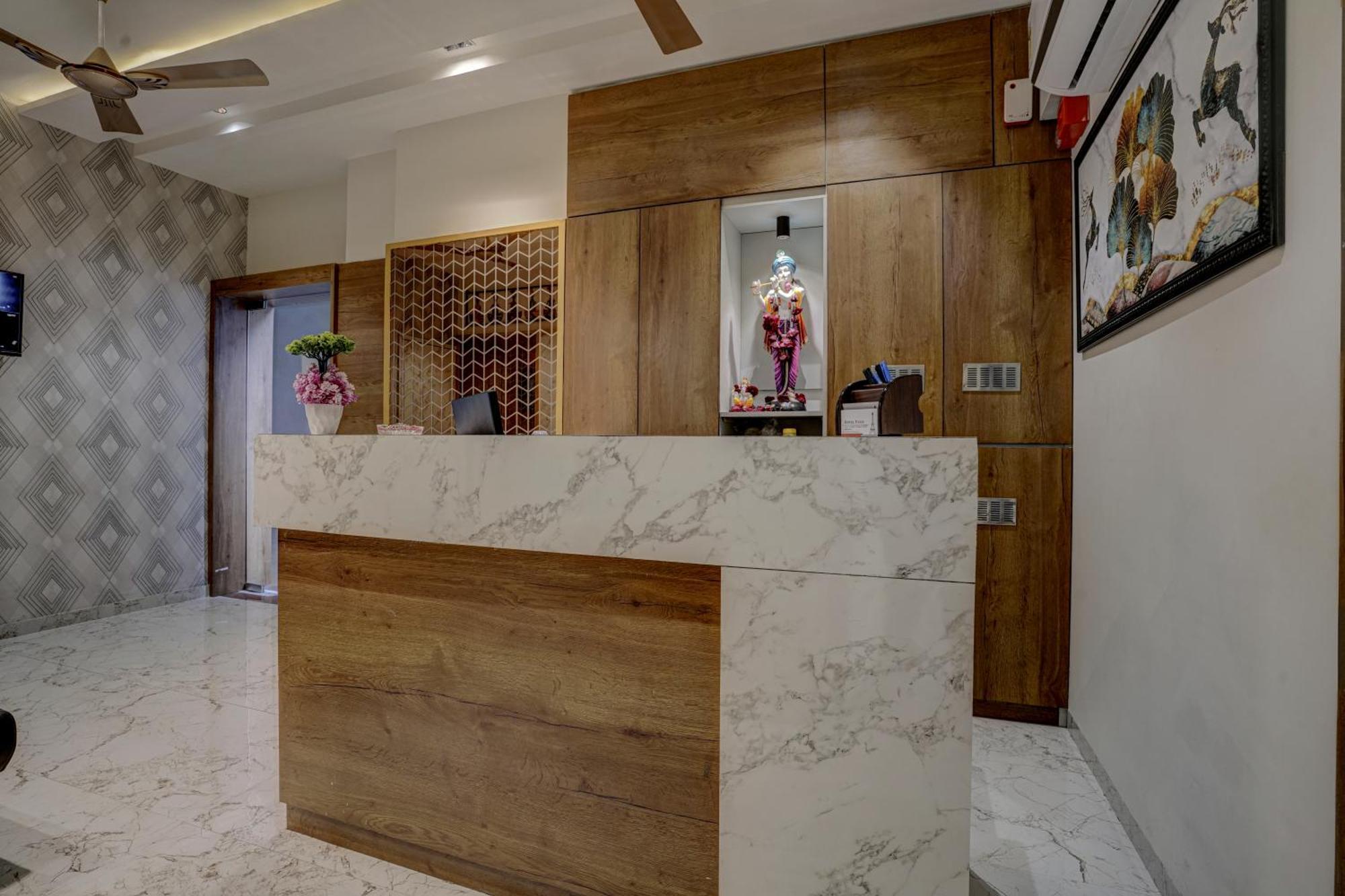 Hotel Paris Plaza Ahmedabad Ngoại thất bức ảnh